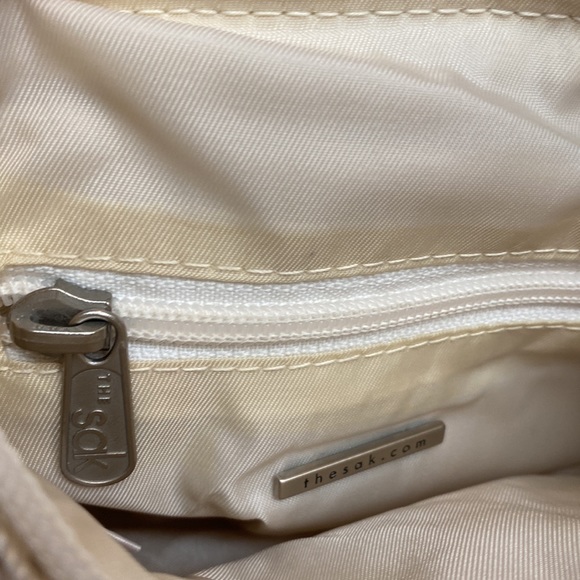 The Sak Crochet Crossbody Bag - Picture 5 of 7